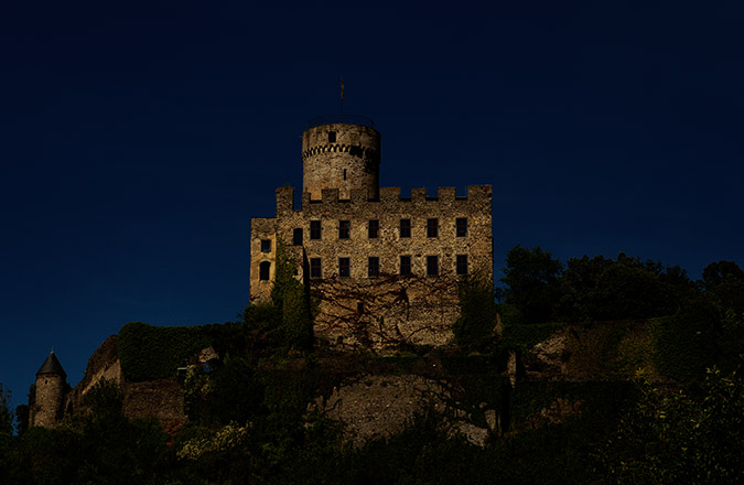 Burg Pyrmont bei Nacht